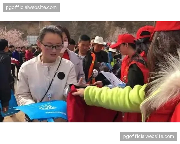 用户主动参与制播内容生成 赛事互动逻辑正发生倒置